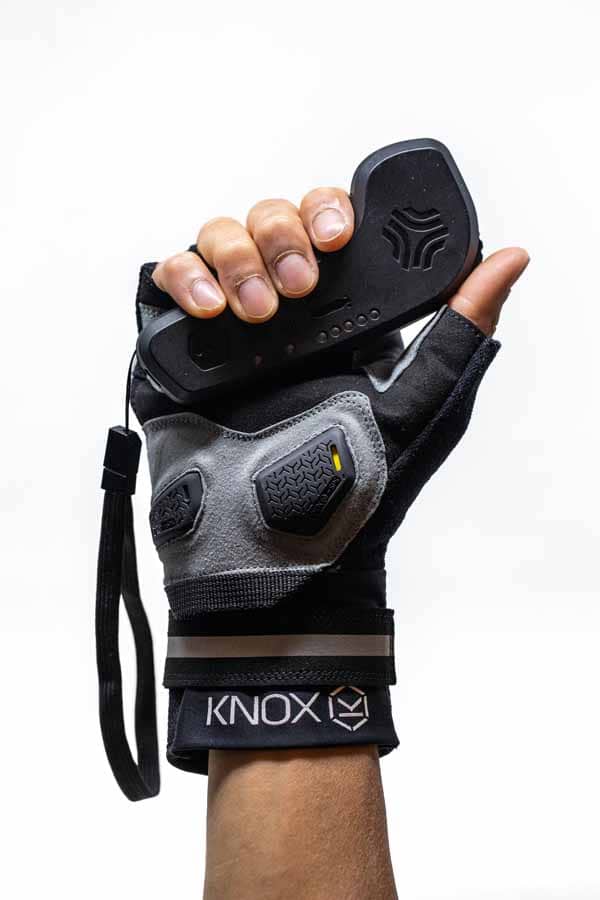 Cycling Protective Mitts Ski Wrist Guard Skateboard Guard Half-Finger Gloves 